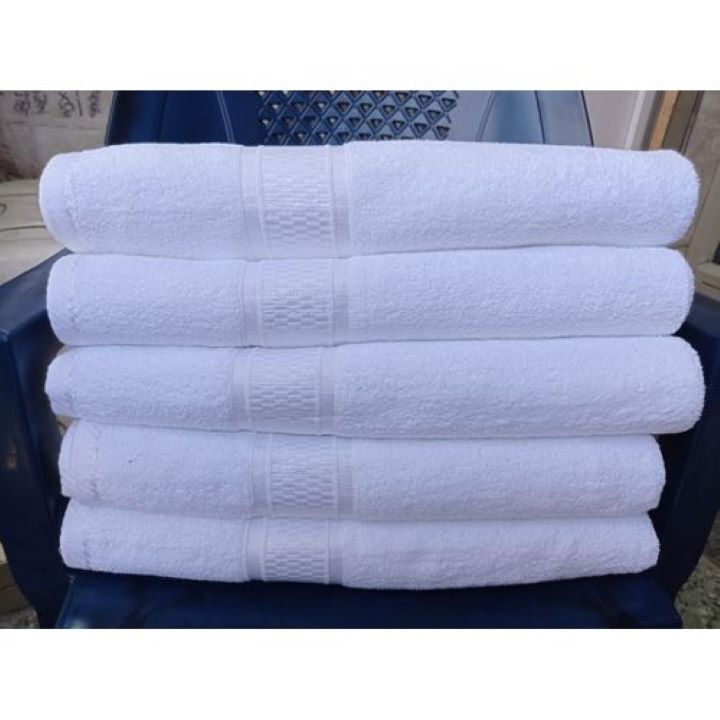 luxury-elegant-white-bath-towel